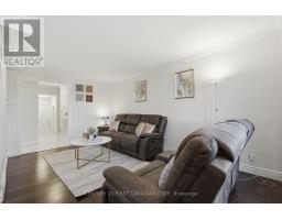 1 - 147 DEVERON CRESCENT - 8