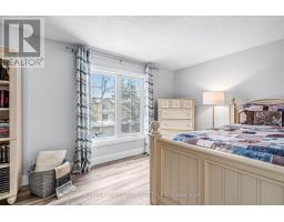 26 - 1399 COMMISSIONERS ROAD W - 34