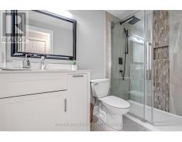 26 - 1399 COMMISSIONERS ROAD W - 37