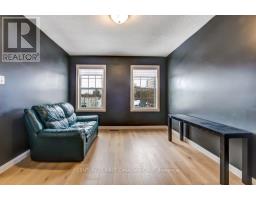 2 - 609 COLBORNE STREET - 12