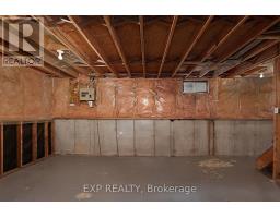 494 LANSDOWNE AVENUE - 19