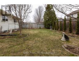 494 LANSDOWNE AVENUE - 25