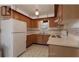 494 LANSDOWNE AVENUE - 7