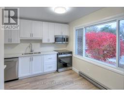 100 - 690 LITTLE GREY STREET - 5