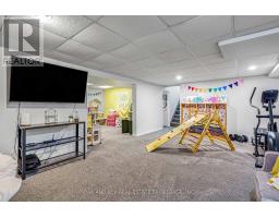 26 SINCLAIR AVENUE - 34