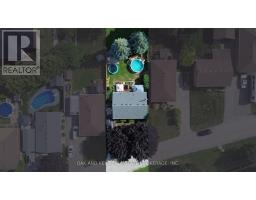 26 SINCLAIR AVENUE - 48