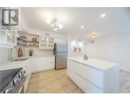 7 - 8 OAK STREET - 25