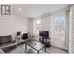 434 DUFFERIN AVENUE - 19