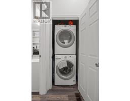 434 DUFFERIN AVENUE - 23