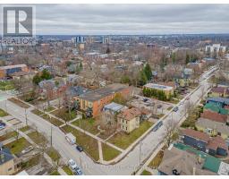 434 DUFFERIN AVENUE - 26