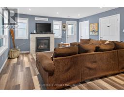 387 STANLEY PARK DRIVE - 13