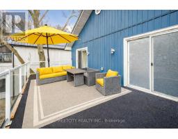 387 STANLEY PARK DRIVE - 28