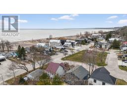 387 STANLEY PARK DRIVE - 3