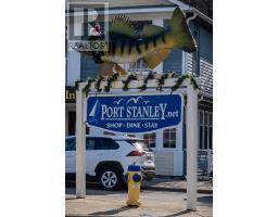 387 STANLEY PARK DRIVE - 31