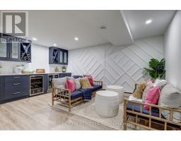 7 THISTLE COURT - 12