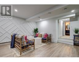 7 THISTLE COURT - 14