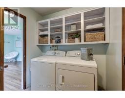 7 THISTLE COURT - 33