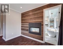 7 THISTLE COURT - 36