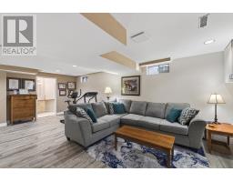 1680 PHILLBROOK CRESCENT - 35