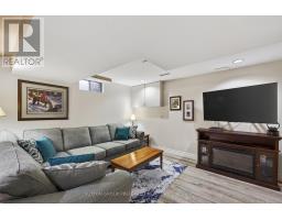 1680 PHILLBROOK CRESCENT - 36