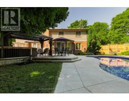 1680 PHILLBROOK CRESCENT - 39