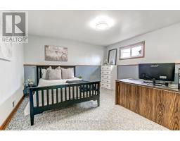 50 ERINLEA DRIVE - 16