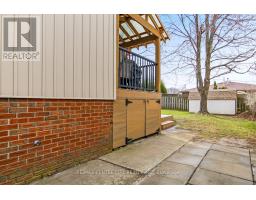 50 ERINLEA DRIVE - 20