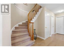 1102 PLEASANTVIEW DRIVE - 21