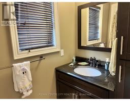 15 HOLLAND AVENUE - 34