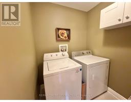 15 HOLLAND AVENUE - 35