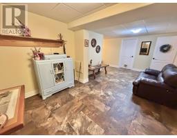 15 HOLLAND AVENUE - 38