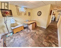 15 HOLLAND AVENUE - 45