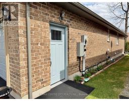 15 HOLLAND AVENUE - 5