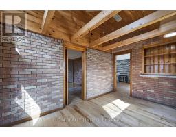 8 ERMATINGER STREET - 17