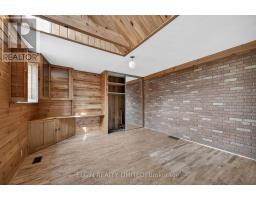 8 ERMATINGER STREET - 18