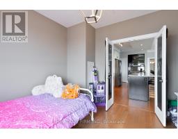 1011 - 240 VILLAGEWALK BOULEVARD - 21