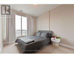 1011 - 240 VILLAGEWALK BOULEVARD - 27