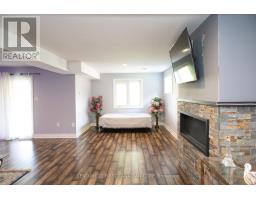 29 HEDGES COURT - 12