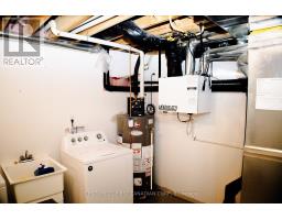 29 HEDGES COURT - 21