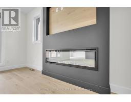 58 BRISCOE CRESCENT - 12