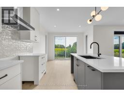 58 BRISCOE CRESCENT - 19