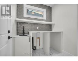 58 BRISCOE CRESCENT - 24