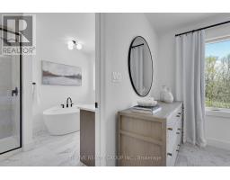 66 - 101 MEADOWLILY ROAD S - 37