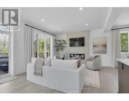 64 - 101 MEADOWLILY ROAD S - 20