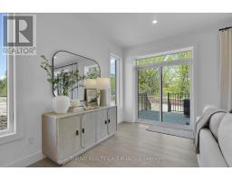 64 - 101 MEADOWLILY ROAD S - 25