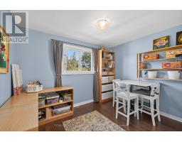 671 LADYBROOK CRESCENT - 23