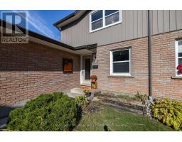 671 LADYBROOK CRESCENT - 3