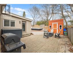 30 SANDALWOOD CRESCENT - 40