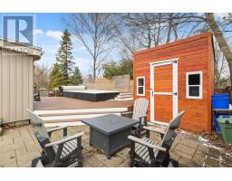 30 SANDALWOOD CRESCENT - 41