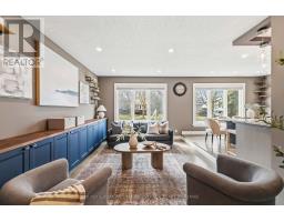 30 SANDALWOOD CRESCENT - 5
